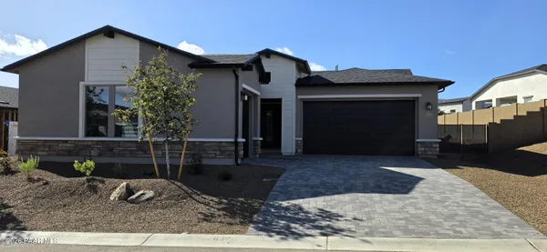 Property Slideshow image 2 of 41 | 5235 iron vine trl, Prescott, AZ, 86301