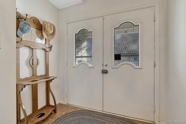 Property Slideshow image 3 of 44 | 14259 e marina dr, Aurora, CO, 80014