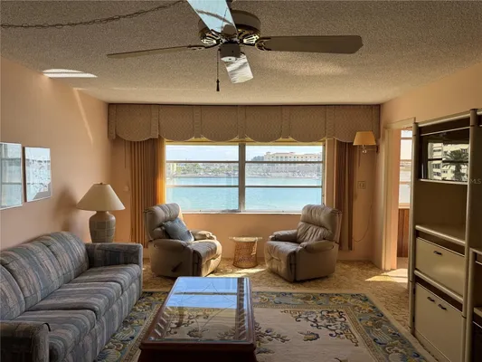 Property Slideshow image 3 of 42 | 4775 cove cir 403, St Petersburg, FL, 33708