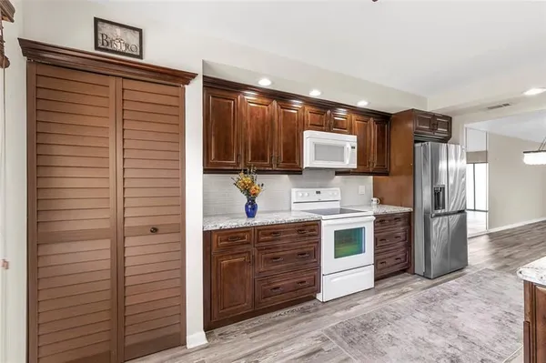 Property Slideshow image 2 of 37 | 1606 abaco dr h3, Coconut Creek, FL, 33066