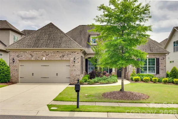 Property Slideshow image 2 of 47 | 15927 vale ridge dr, Charlotte, NC, 28278