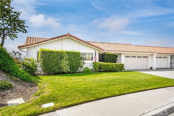 Property Slideshow image 3 of 56 | 28062 calle casal, Mission Viejo, CA, 92692