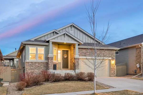 Property Slideshow image 2 of 45 | 2136 s saulsbury ct, Lakewood, CO, 80227