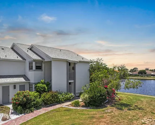 Property Slideshow image 2 of 30 | 609 lively dr b, Sun City Center, FL, 33573