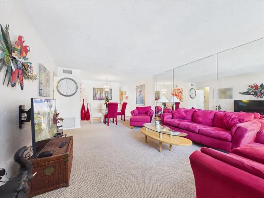 Property Slideshow image 3 of 41 | 2462 brazilia dr 42, Clearwater, FL, 33763