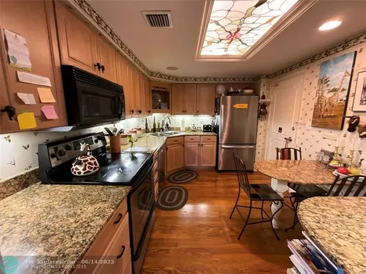 Property Slideshow image 2 of 35 | 3200 ne 36th st 1601, Fort Lauderdale, FL, 33308