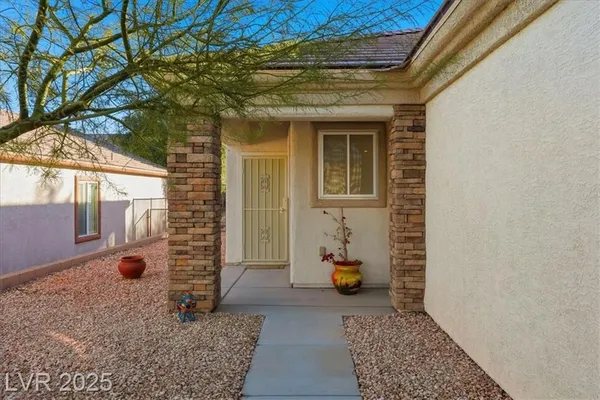 Property Slideshow image 3 of 34 | 2508 nashira st, Henderson, NV, 89044