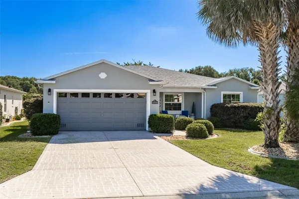 Property Slideshow image 2 of 53 | 15143 sw 14th avenue rd, Ocala, FL, 34473