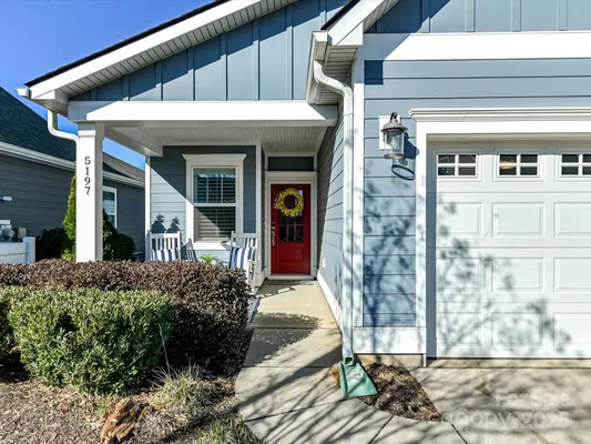 Property Slideshow image 2 of 48 | 5197 looking glass trl, Denver, NC, 28037