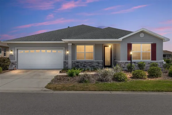 Property Slideshow image 2 of 51 | 8898 sw 104th cir, Ocala, FL, 34481