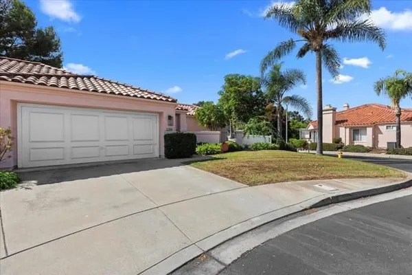 Property Slideshow image 3 of 45 | 1299 via apuesto, San Marcos, CA, 92078