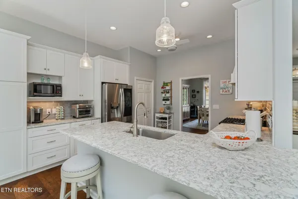 Property Slideshow image 2 of 45 | 12 dewsbury ter, Crossville, TN, 38558