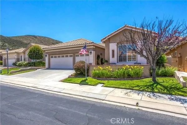 Property Slideshow image 3 of 37 | 2012 melbourne cir, Banning, CA, 92220