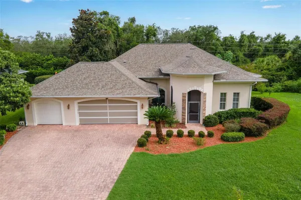 Property Slideshow image 2 of 49 | 5239 grove mnr, Lady Lake, FL, 32159