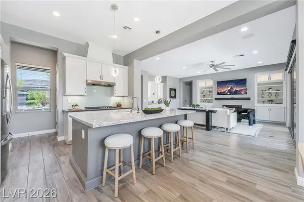 Property Slideshow image 3 of 82 | 9988 regency square ave, Las Vegas, NV, 89148