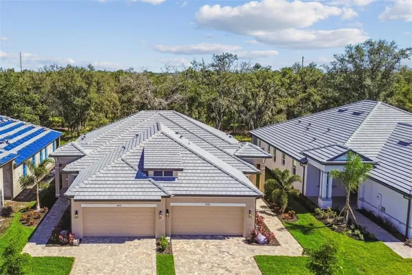 Property Slideshow image 2 of 43 | 18110 cherished loop, Bradenton, FL, 34211