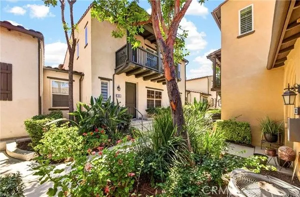 Property Slideshow image 3 of 29 | 4317 owens st 103, Corona, CA, 92883