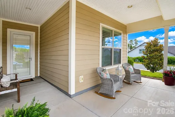 Property Slideshow image 3 of 48 | 261 stone mountain way, Denver, NC, 28037