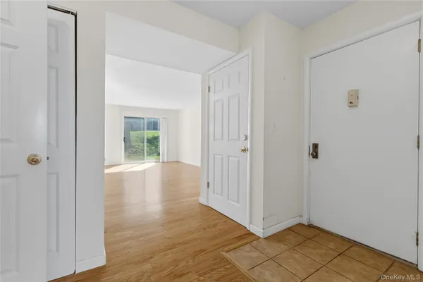 Property Slideshow image 3 of 26 | 157 carriage ct e, Yorktown, NY, 10598