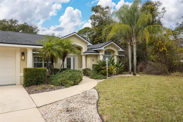 Property Slideshow image 2 of 29 | 14 sandpiper ct, Palm Coast, FL, 32137