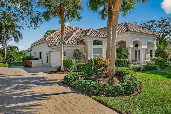 Property Slideshow image 3 of 48 | 24991 goldcrest dr, Bonita Springs, FL, 34134