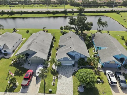 Property Slideshow image 2 of 48 | 1807 e del webb blvd, Sun City Center, FL, 33573