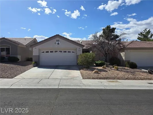 Property Slideshow image 2 of 13 | 415 golden state st, Henderson, NV, 89012