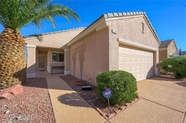 Property Slideshow image 2 of 34 | 2134 desert woods dr, Henderson, NV, 89012
