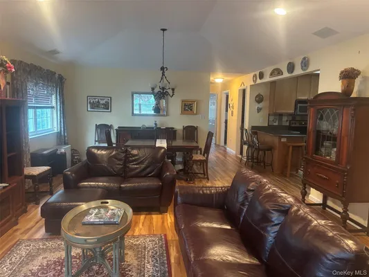 Property Slideshow image 2 of 3 | 1204 aerie way 1204, Southampton, NY, 11942