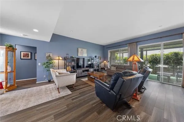 Property Slideshow image 3 of 36 | 28317 paseo grande, Sun City, CA, 92586