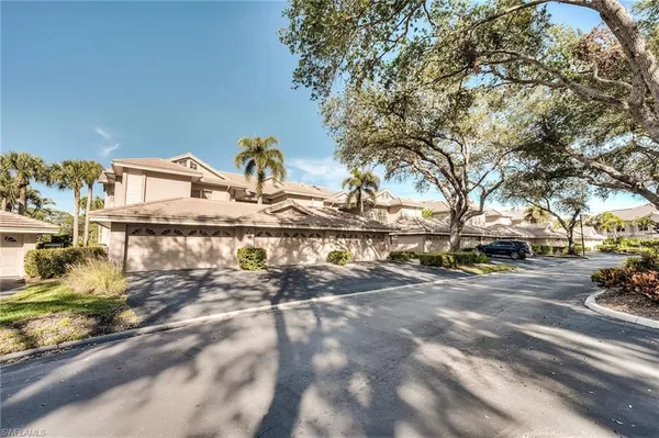 Property Slideshow image 2 of 35 | 26290 devonshire ct 102, Bonita Springs, FL, 34134