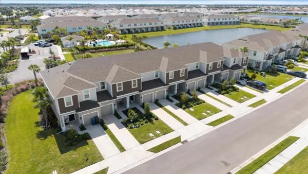 Property Slideshow image 3 of 65 | 16632 bergamo pl, Bradenton, FL, 34211