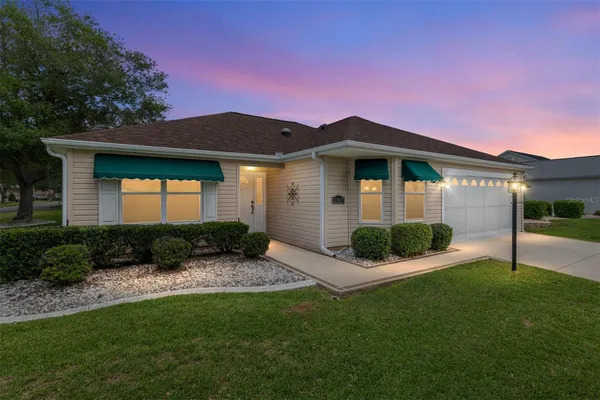 Property Slideshow image 2 of 26 | 17617 se 80th altamaha ct, The Villages, FL, 32162