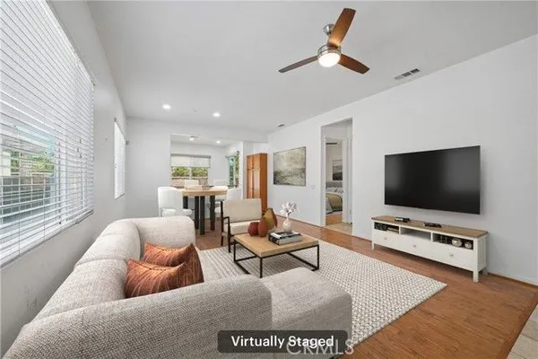Property Slideshow image 3 of 21 | 10257 wascana ln, Apple Valley, CA, 92308