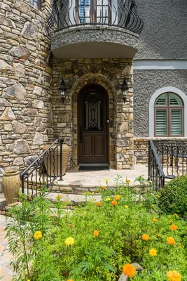 Property Slideshow image 3 of 48 | 1006 coves pheasant ct, Biltmore Lake, NC, 28715