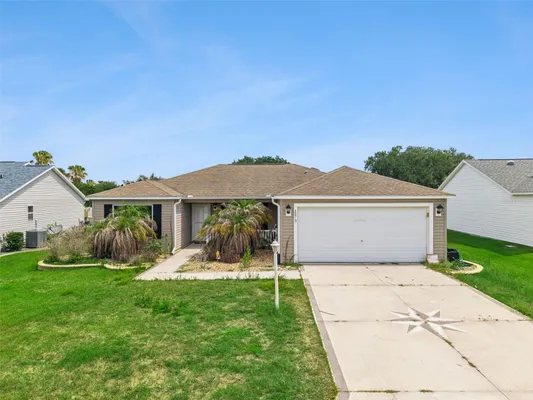 Property Slideshow image 2 of 76 | 1575 hollyberry pl, The Villages, FL, 32162