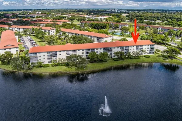 Property Slideshow image 3 of 35 | 12900 sw 13th st e403, Pembroke Pines, FL, 33027