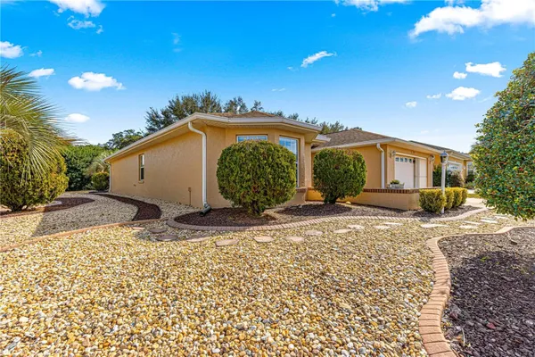 Property Slideshow image 3 of 52 | 8125 sw 81st loop, Ocala, FL, 34476