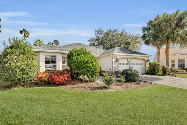 Property Slideshow image 2 of 47 | 2101 barbosa ct, The Villages, FL, 32159