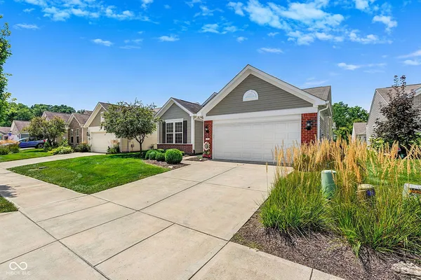 Property Slideshow image 2 of 60 | 12804 mondavi dr, Fishers, IN, 46037