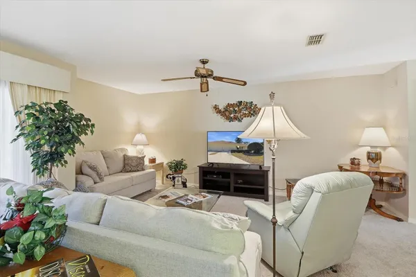 Property Slideshow image 2 of 47 | 6022 w dorset dr, Crystal River, FL, 34429