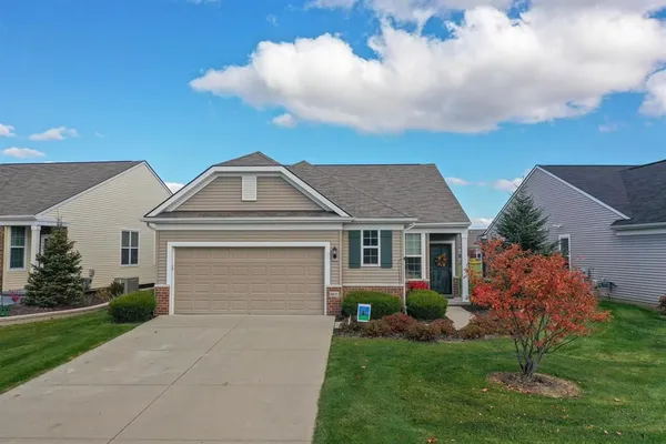 Property Slideshow image 2 of 60 | 9411 saint andrews dr, Grand Blanc, MI, 48439