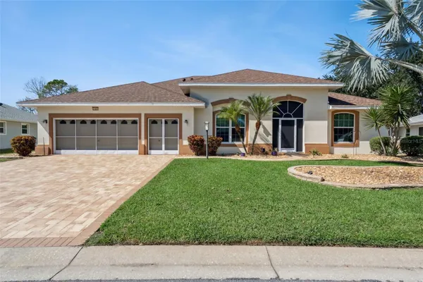 Property Slideshow image 2 of 51 | 21937 king alfred st, Leesburg, FL, 34748