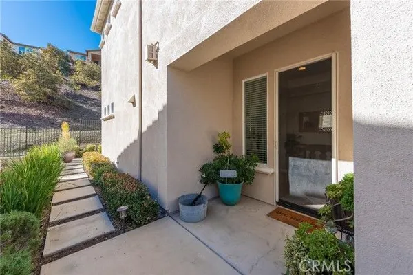 Property Slideshow image 3 of 36 | 23811 cahuilla ct, Corona, CA, 92883