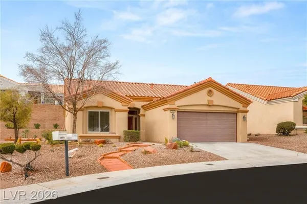 Property Slideshow image 2 of 41 | 2009 emery st, Las Vegas, NV, 89134