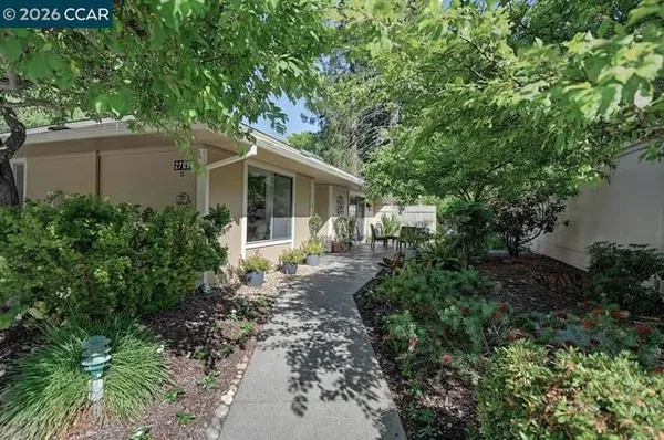 Property Slideshow image 3 of 48 | 2709 ptarmigan dr 3, Walnut Creek, CA, 94595