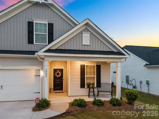 Property Slideshow image 2 of 28 | 1986 ambrose way, Denver, NC, 28037