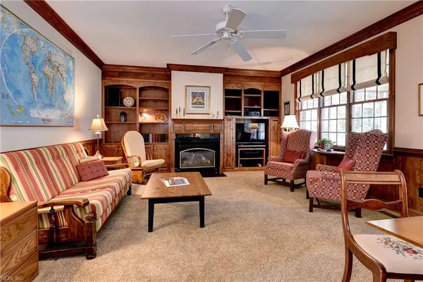 Property Slideshow image 3 of 48 | 102 harlech, Williamsburg, VA, 23188