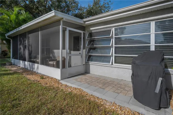 Property Slideshow image 3 of 35 | 824 manchester woods dr # 48, Sun City Center, FL, 33573