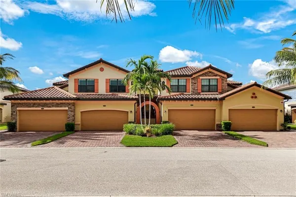 Property Slideshow image 2 of 39 | 17280 cherrywood ct 6002, Bonita Springs, FL, 34135